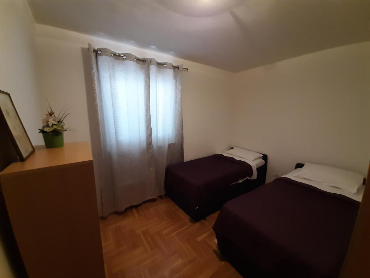 Apartment Jelena Τρογκίρ Εξωτερικό φωτογραφία